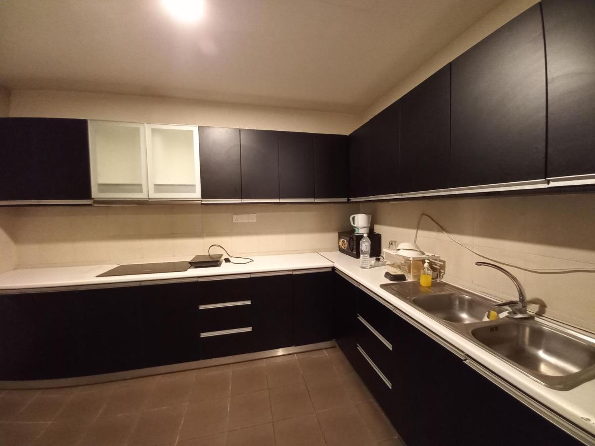 One Maxim Residence At Taragon Kuala Lumpur Zewnętrze zdjęcie