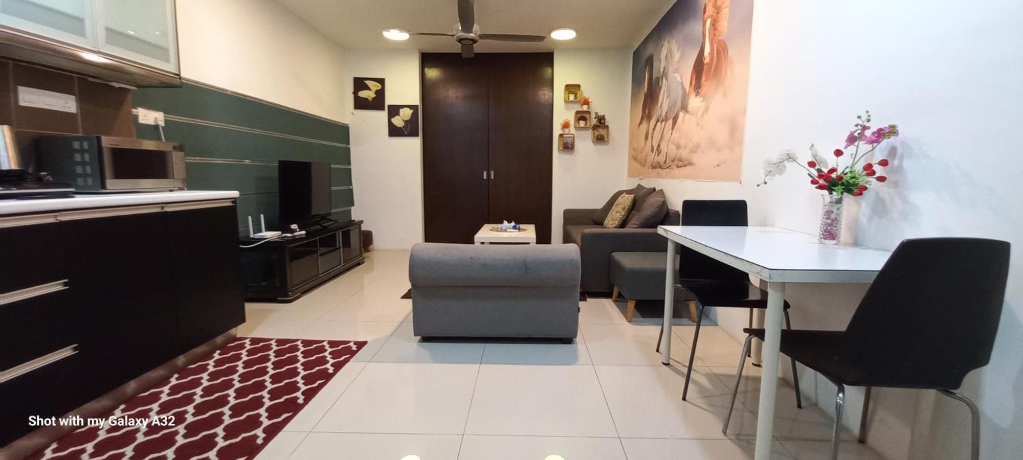 One Maxim Residence At Taragon Kuala Lumpur Zewnętrze zdjęcie